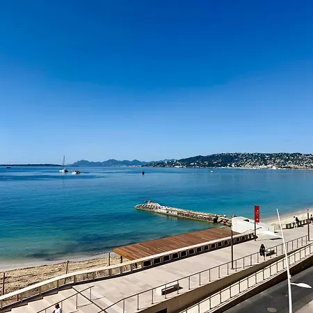 Apartment Superbe Idealement Situes Avec Vue *