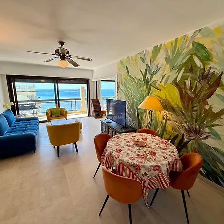 Superbe Idéalement Situés Avec Vue Apartamento Antibes
